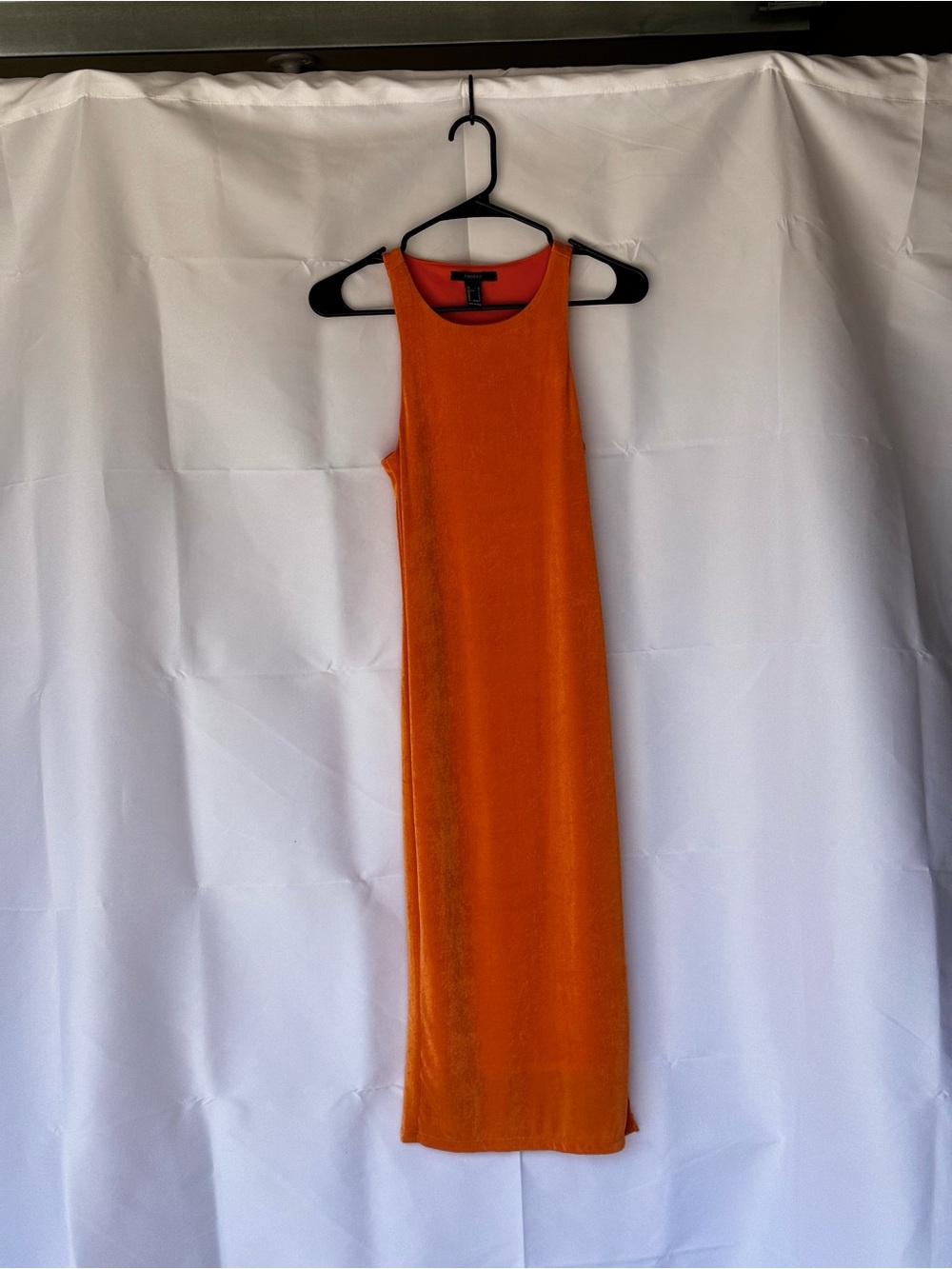 Sleeveless Orange Velvet Midi Dress